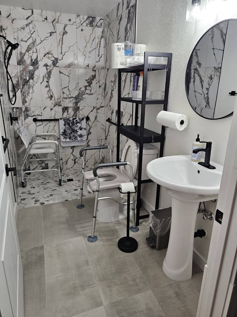 Main bathroom