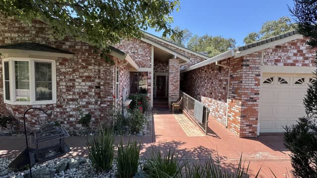 Robert Creek Villa I