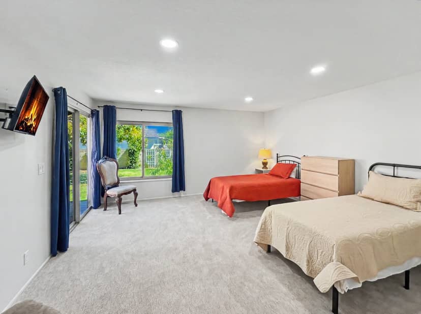 Shared Master Bedroom with private bathroom
