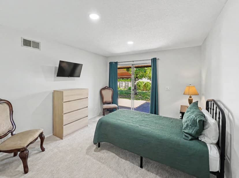 Private Bedroom